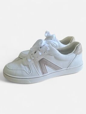 Mia White Leather Casual Sneakers.